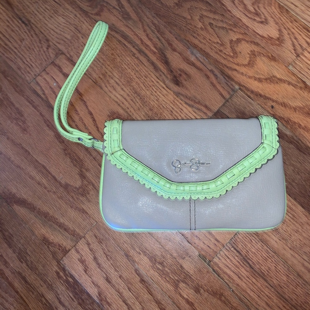 Jessica Simpson clutch